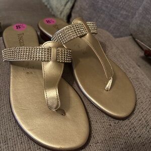 Toscana Gold Women's Embellished Sandals